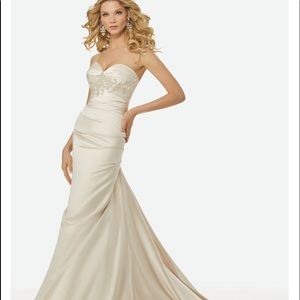 Designer 2018 wedding gown by Randy Fenoli